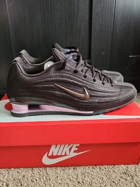 Nike Brown Knit Shpx Z Sneakers with Pink Cushion Accents